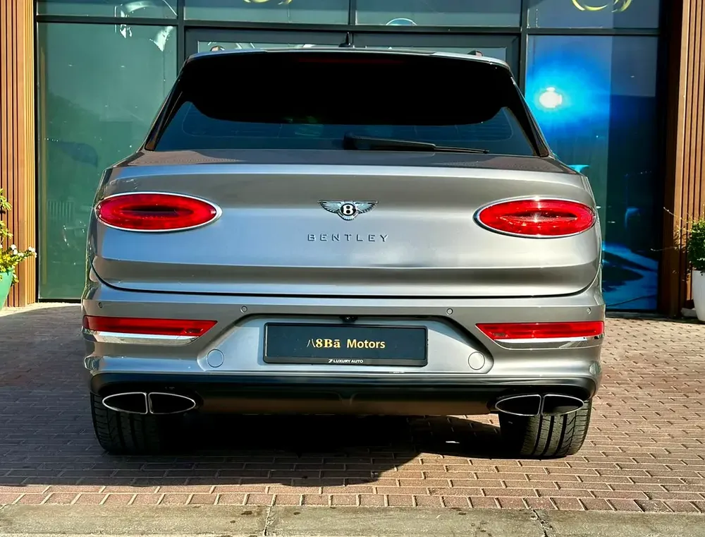 2023 Bentley Bentayga Azure. GCC Specs with Warranty and Service, Fully Loaded, Perfect condition - Image 5