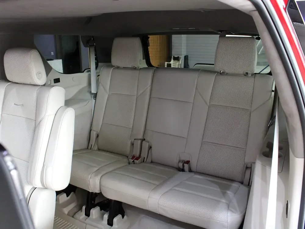 2026 - Cadillac Escalade Sport Platinum V8 - Image 14