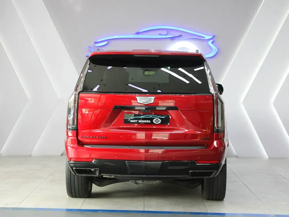 2026 - Cadillac Escalade Sport Platinum V8 - Image 4