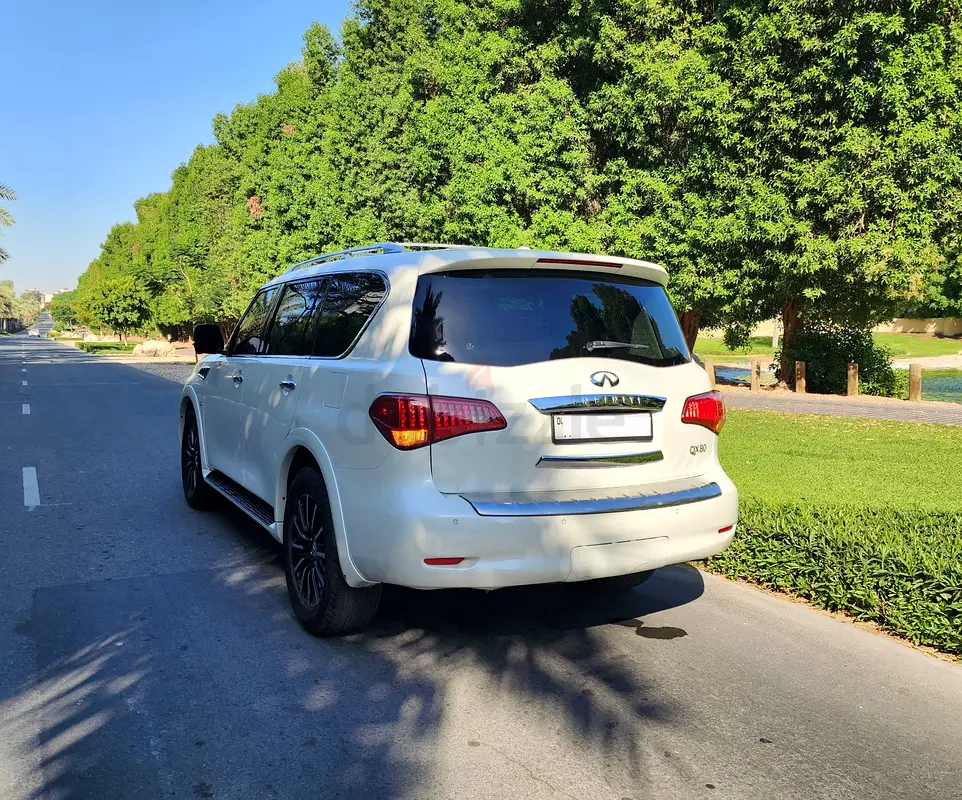 Infiniti QX80 / Luxury Edition / 4×4 / 2017Model / Full option / Family Car / in Perfect condition - Image 5
