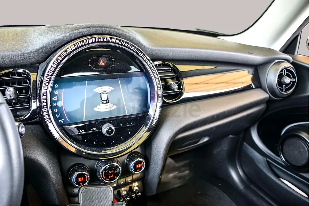 AED 1216/month | 2023 MINI Cooper  | GCC Specs | Ref#426106 - Image 13