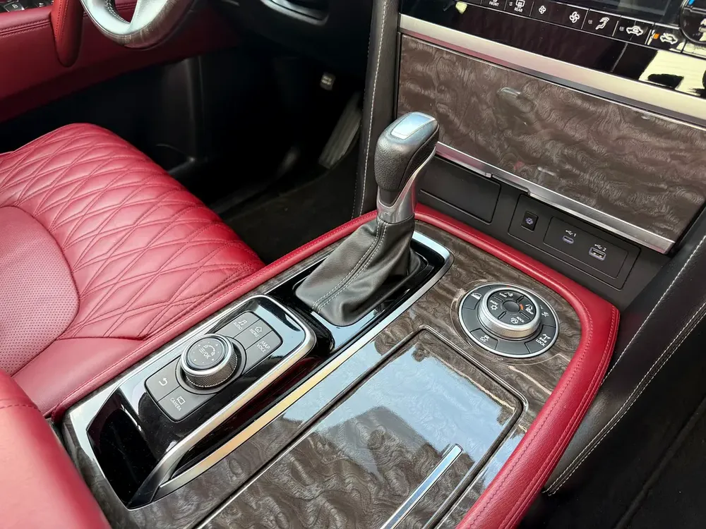 2022 ll  Nissan patrol V8 400Hp ll Gcc ll Full option Platinum Le - Image 10