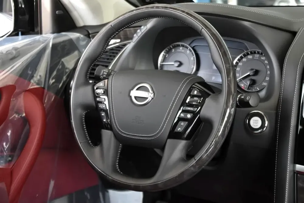2022 ll  Nissan patrol V8 400Hp ll Gcc ll Full option Platinum Le - Image 6