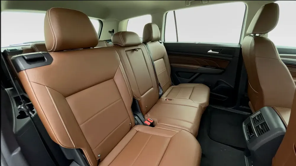 AED 1,778/m | 0 DP | Manufacturer Warranty | Service History | 30D Return | VOLKSWAGEN TERAMONT 2023 - Image 10