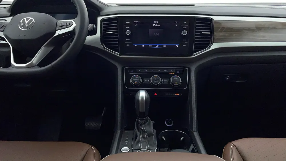 AED 1,778/m | 0 DP | Manufacturer Warranty | Service History | 30D Return | VOLKSWAGEN TERAMONT 2023 - Image 8