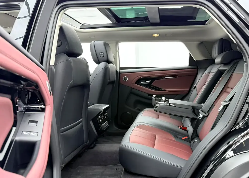 2024 Range Rover Evoque Dynamic SE, Warranty, Full Service History, Excellent Condition, Chinese - Image 17