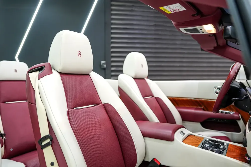 2016 Rolls-Royce Dawn, Two-Tone Interior, Full Canadel Panelling, Dealer Warranty Till 20/10/2027!! - Image 9