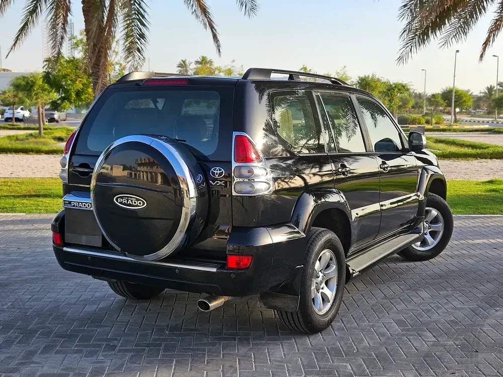 Toyota Prado VX 2009 GCC Premium Condition Well Maintained Low KM Clean Car - Image 16