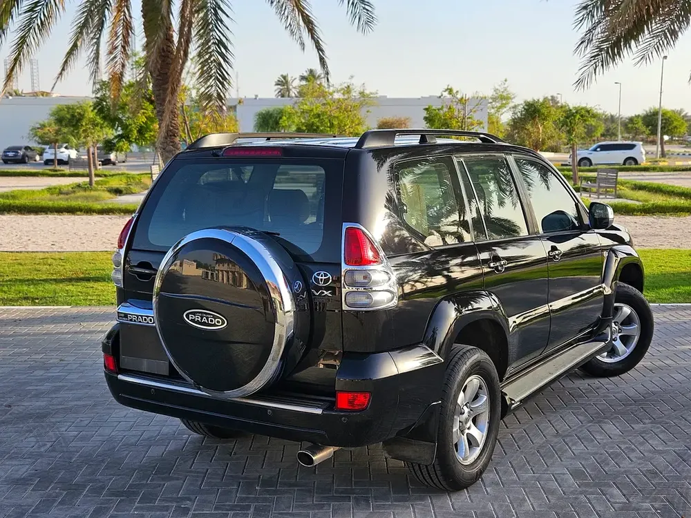Toyota Prado VX 2009 GCC Premium Condition Well Maintained Low KM Clean Car - Image 17