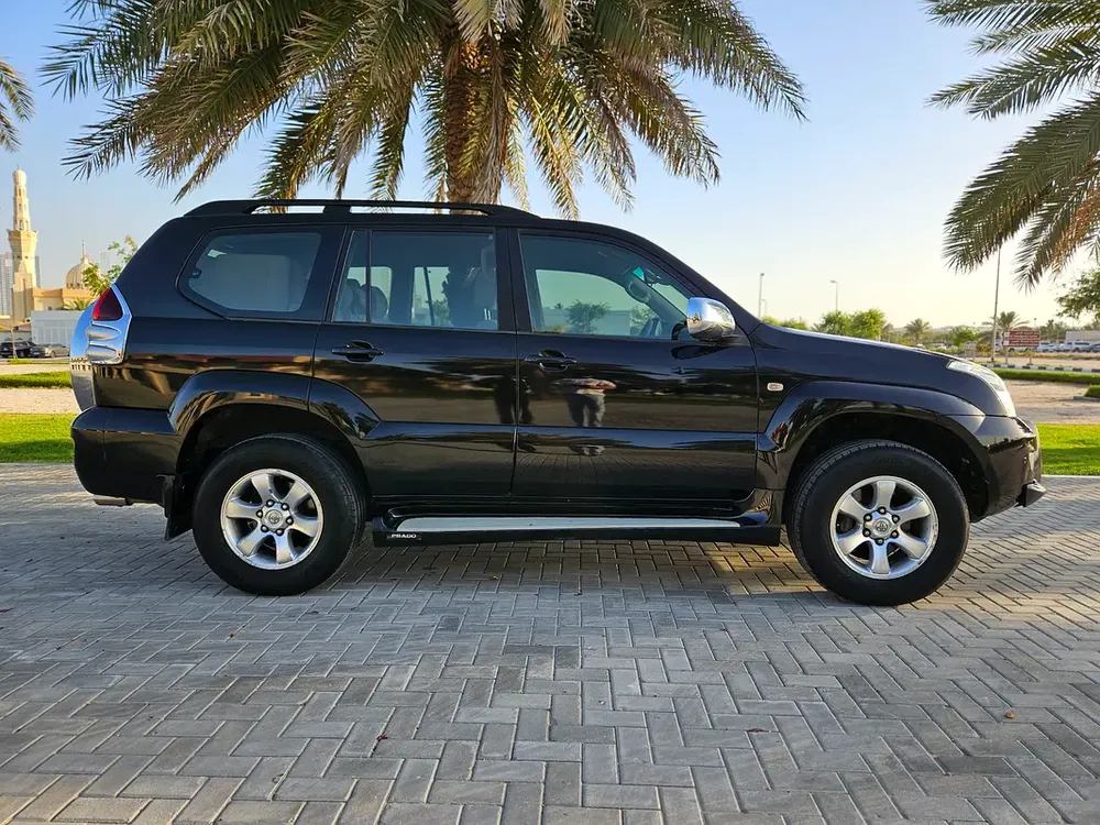 Toyota Prado VX 2009 GCC Premium Condition Well Maintained Low KM Clean Car - Image 20