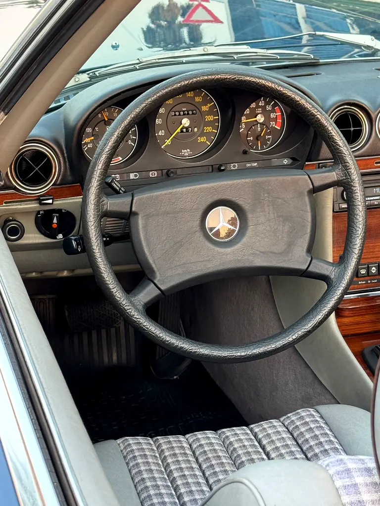 Mercedes Benz 380 SL 1983 Japanese In Agancy Condition - Image 10