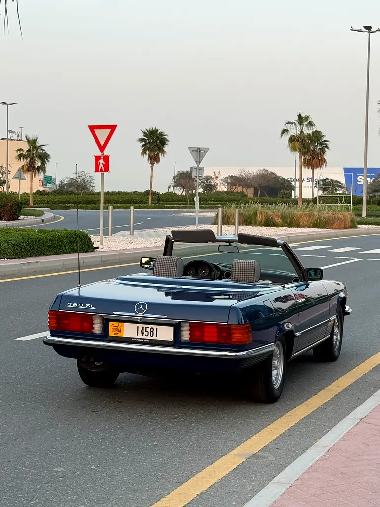 Mercedes Benz 380 SL 1983 Japanese In Agancy Condition - Image 9