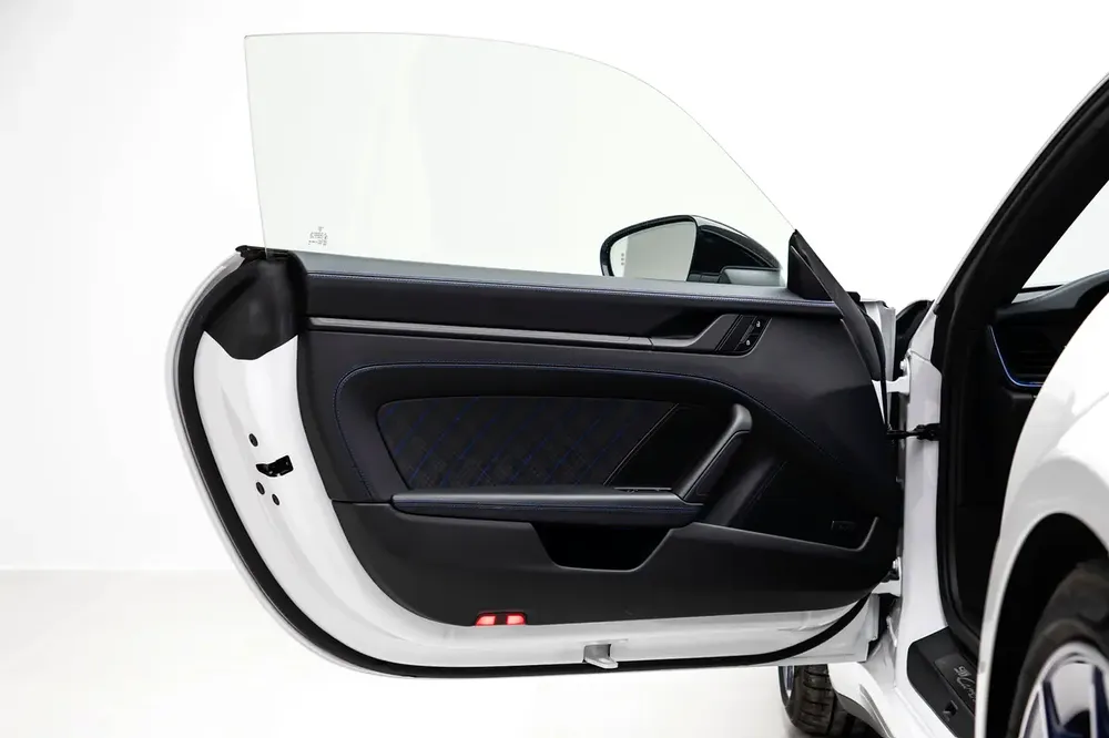 GCC SPECS PORSCHE WARRANTY - 2025 911 PORSCHE CARRERA T MANUAL - Image 12
