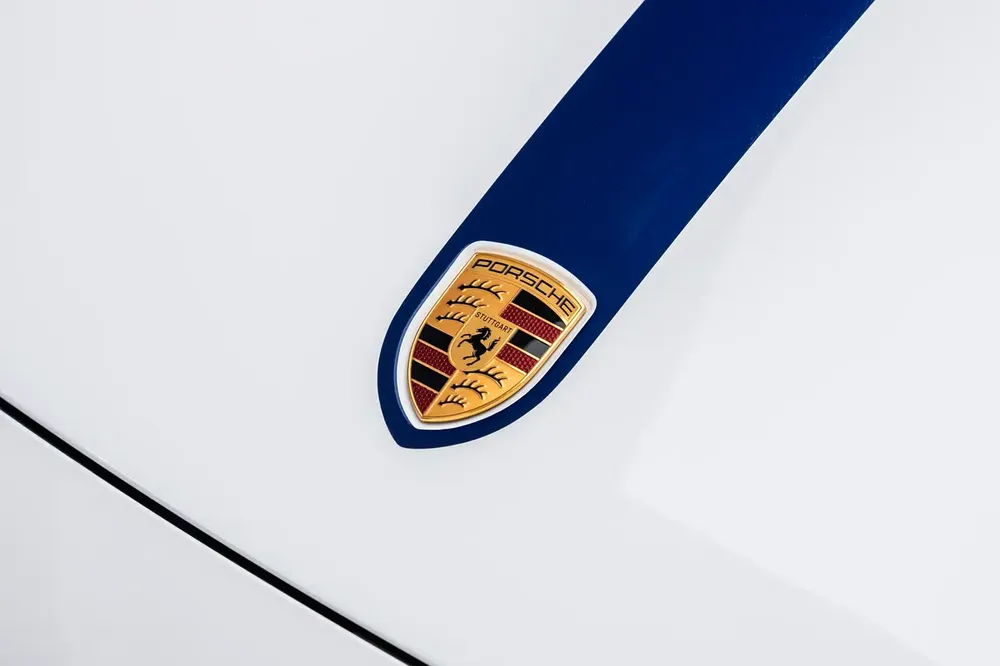 GCC SPECS PORSCHE WARRANTY - 2025 911 PORSCHE CARRERA T MANUAL - Image 17
