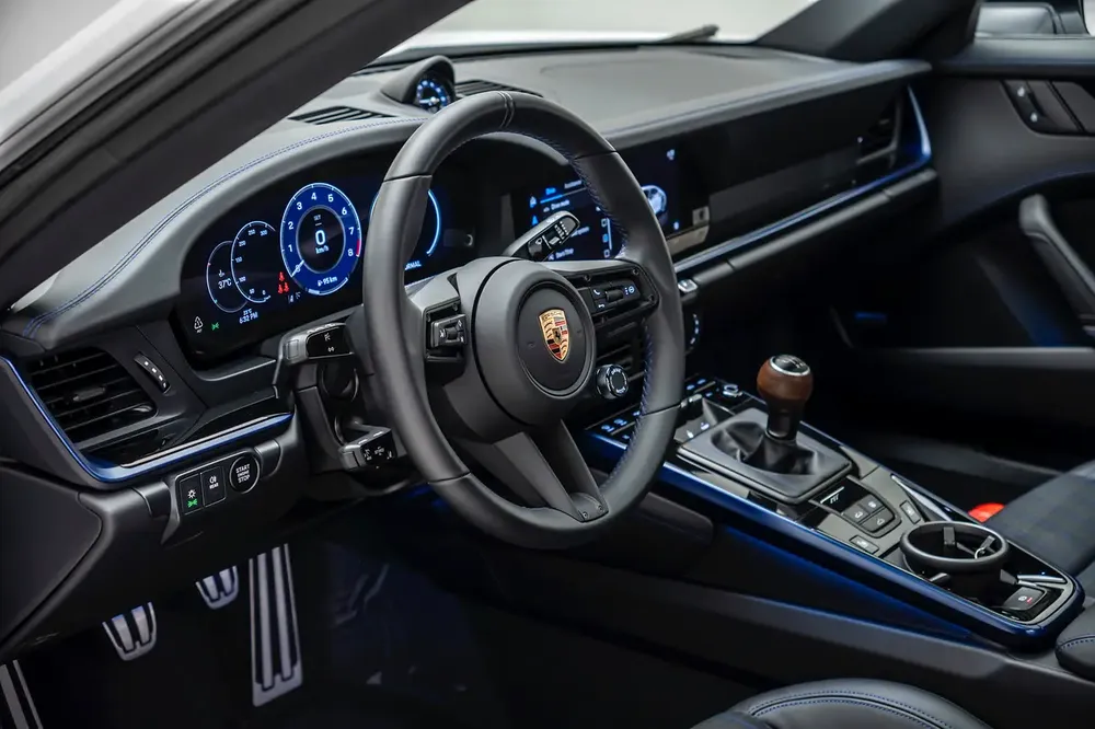 GCC SPECS PORSCHE WARRANTY - 2025 911 PORSCHE CARRERA T MANUAL - Image 6