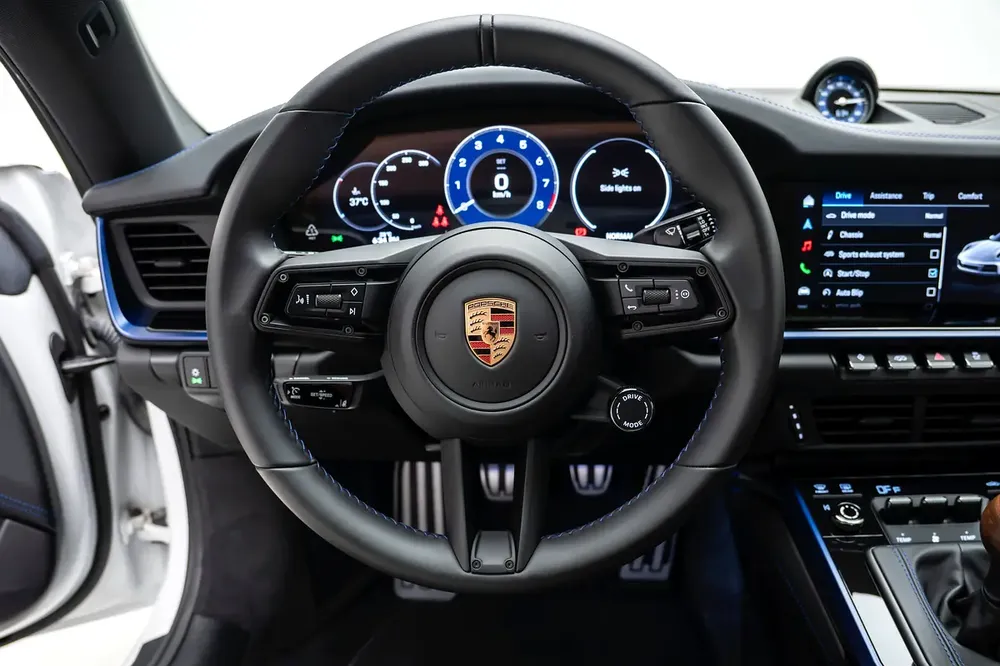 GCC SPECS PORSCHE WARRANTY - 2025 911 PORSCHE CARRERA T MANUAL - Image 7