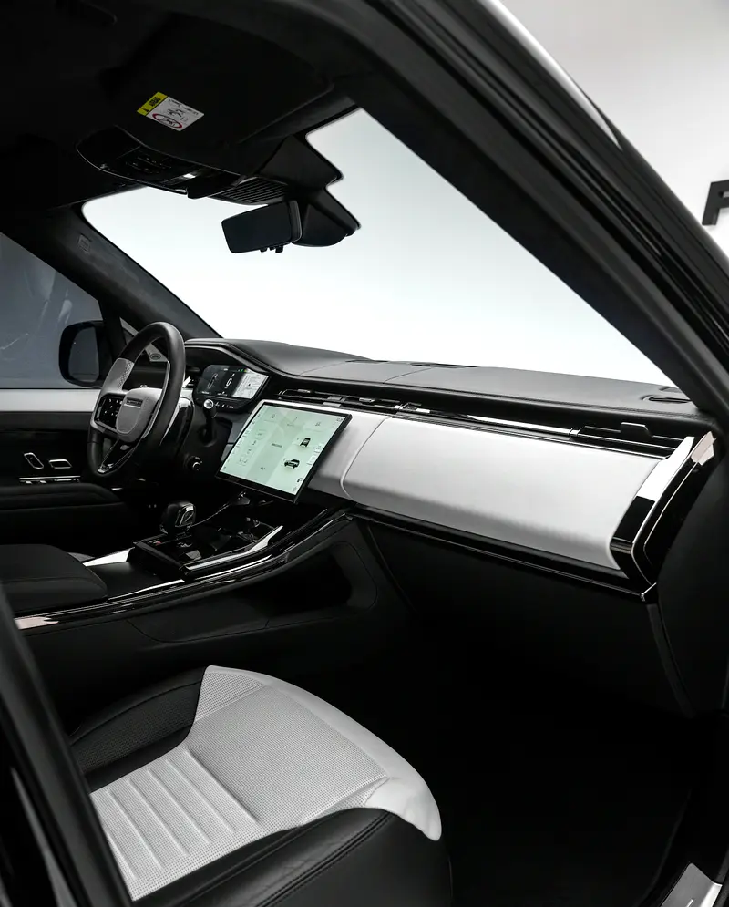 2024 Land Rover Range Rover Sport SV Edition One | GCC | Warranty - Image 14
