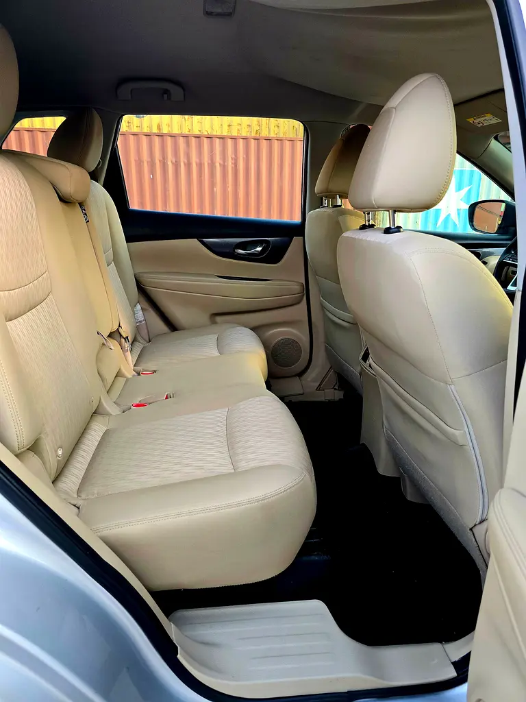 Nissan X-Trail 2018 GCC Specs - 0% Downpayment EMI 1050 Insurance Registration free - Image 10