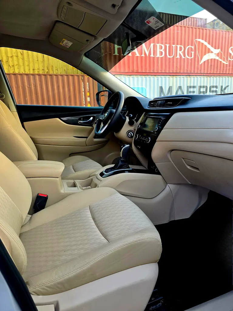Nissan X-Trail 2018 GCC Specs - 0% Downpayment EMI 1050 Insurance Registration free - Image 12