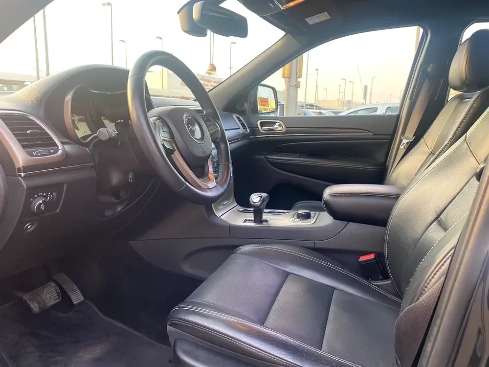 2014 Jeep Grand Cherokee Black Limited - Image 10
