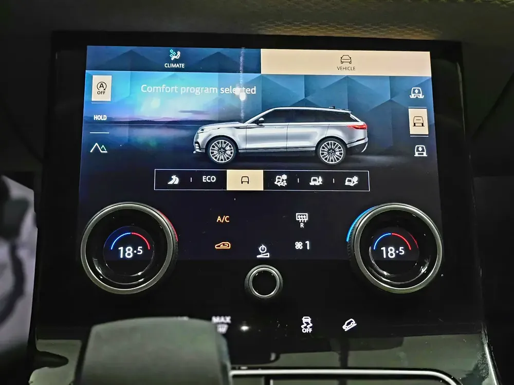 2021 Land Rover Range Rover Velar P250 S | GCC Specs | Single Owner | Full Agency Service History - Image 15