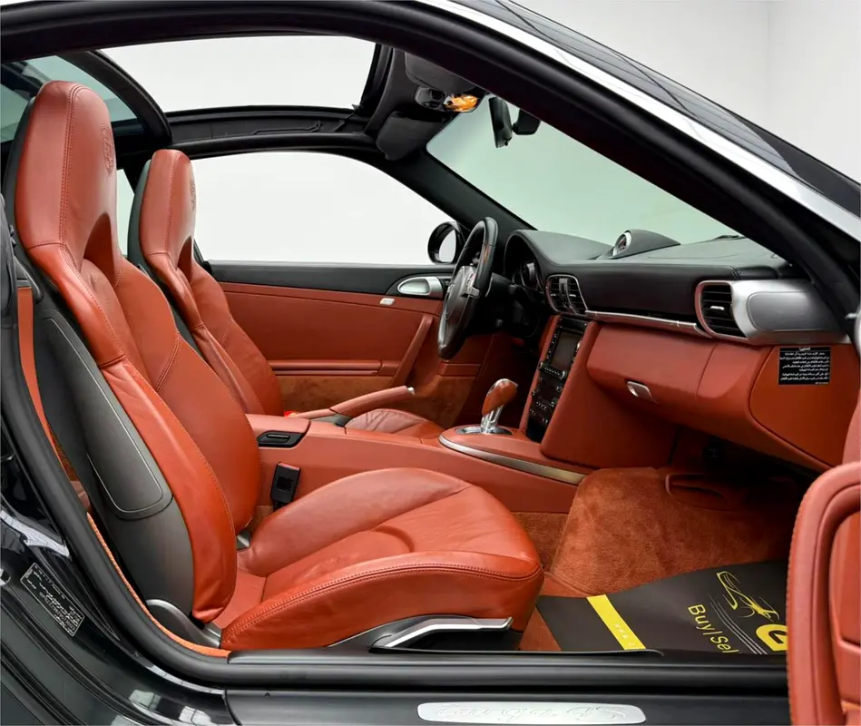 2009 Porsche 911 Targa 4S ,Full Porsche Service History ,Excellent Condition ,GCC - Image 10