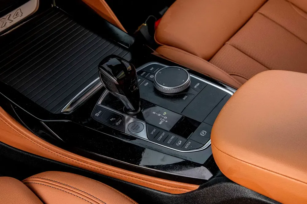 3,525 P.M |  X4 M-Kit | 0% Downpayment | BMW Service History! - Image 10