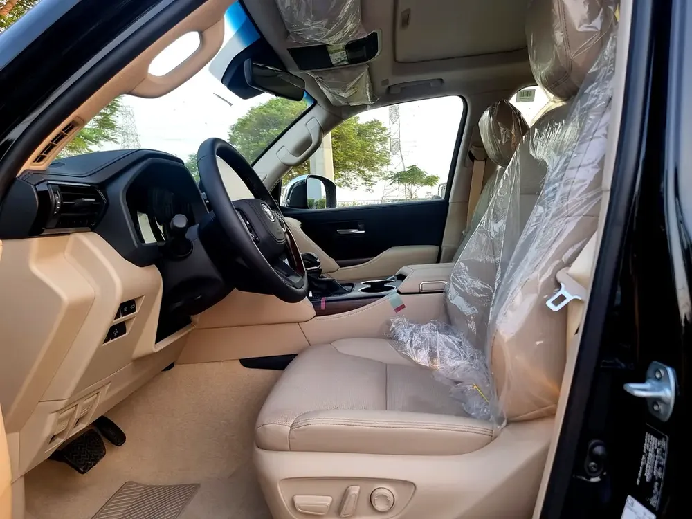 LAND CRUISER V6 4.0 VX-V10 2026 - Image 11