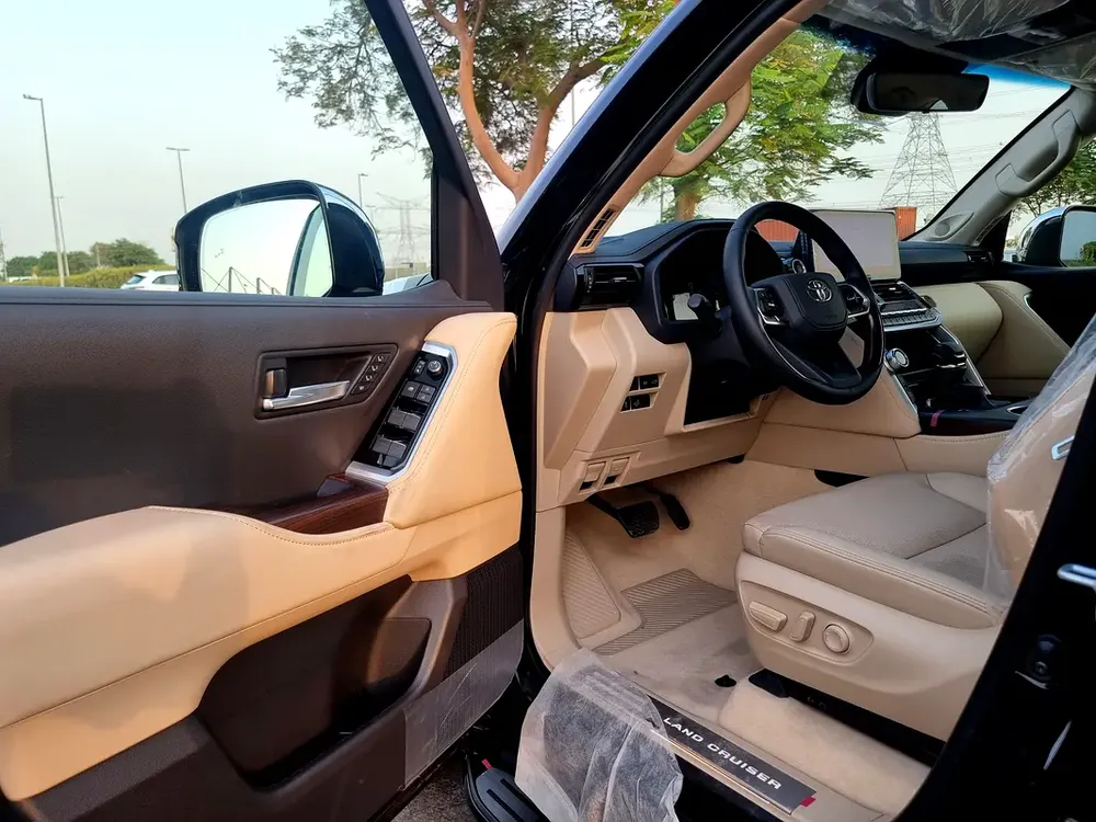 LAND CRUISER V6 4.0 VX-V10 2026 - Image 8