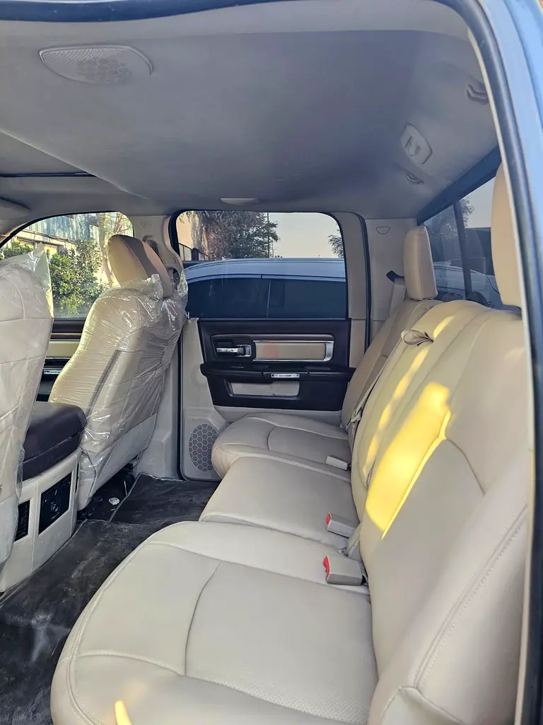 Dodge Ram 1500 Laramie 2014 | American Specs | Well Maintained - Image 12