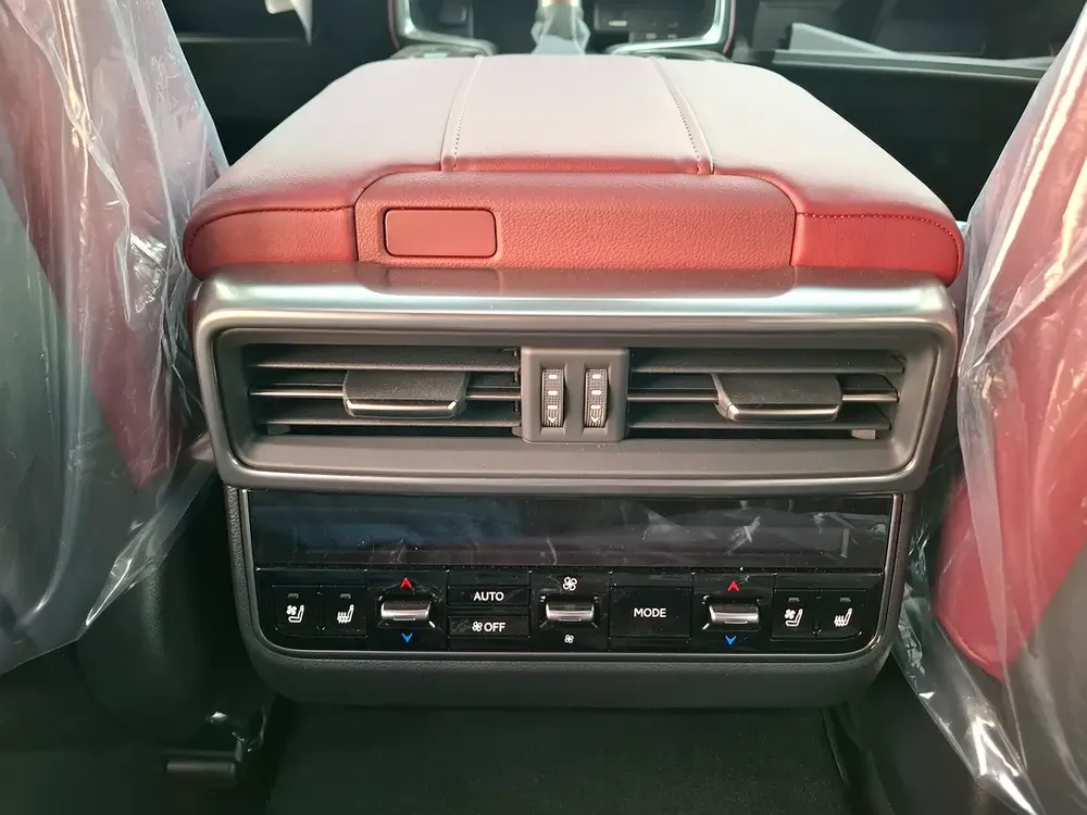 Lexus LX500d 3.3L 2026 Black Inside Red Diesel (Export Only) - Image 10