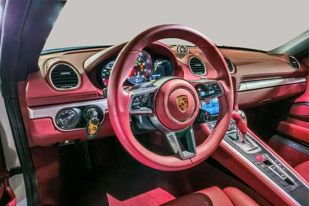 AED 6078/month | 2025 Porsche 718 Spyder Boxster Style Edition | GCC Specs | Ref#399360 - Image 9