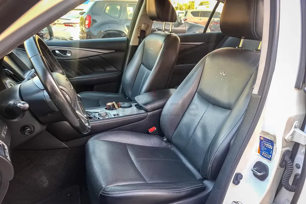Inspected Car | 2016 Infiniti Q50  | GCC Specs | Ref#424571 - Image 11