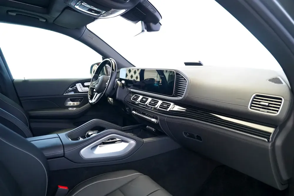 MAYBACH GLS 600 | REAR ENTERTAINMENT | SIDE STEPS | PANORAMIC ROOF | BURMESTER AUDIO - Image 8