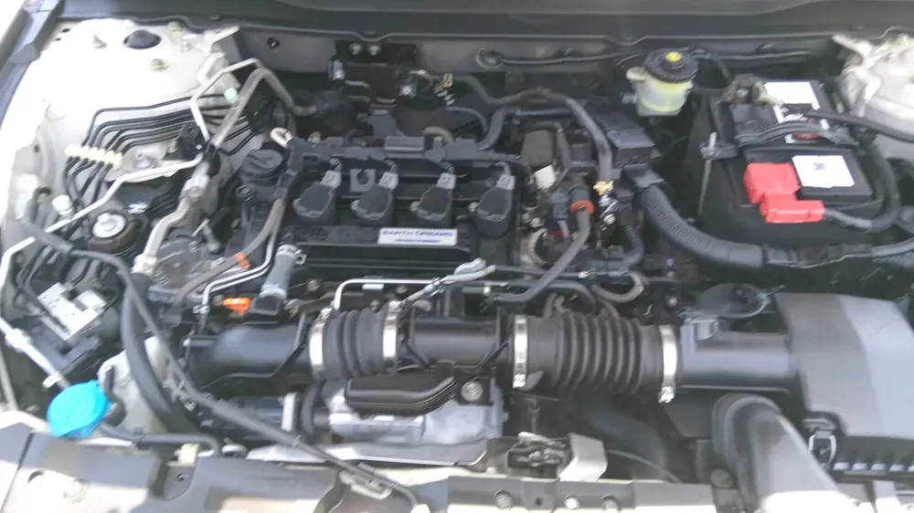 Honda Accord 1.5L LX Sport 2018 GCC Specs Lady Driven - Image 19