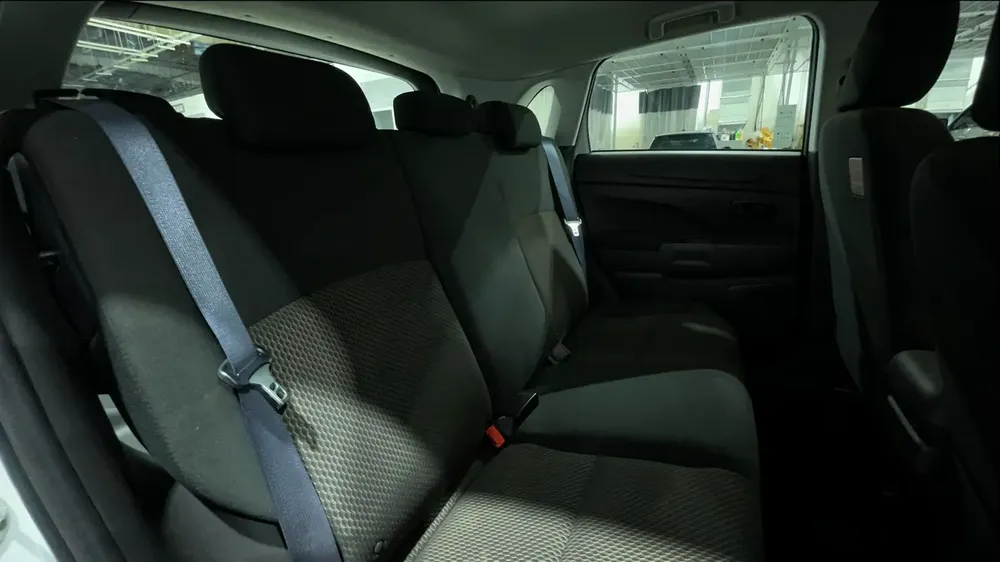 AED 502/month | 0 Downpayment | Free 3 Months Warranty | 30 Day Return | MITSUBISHI ASX 2021 - Image 10
