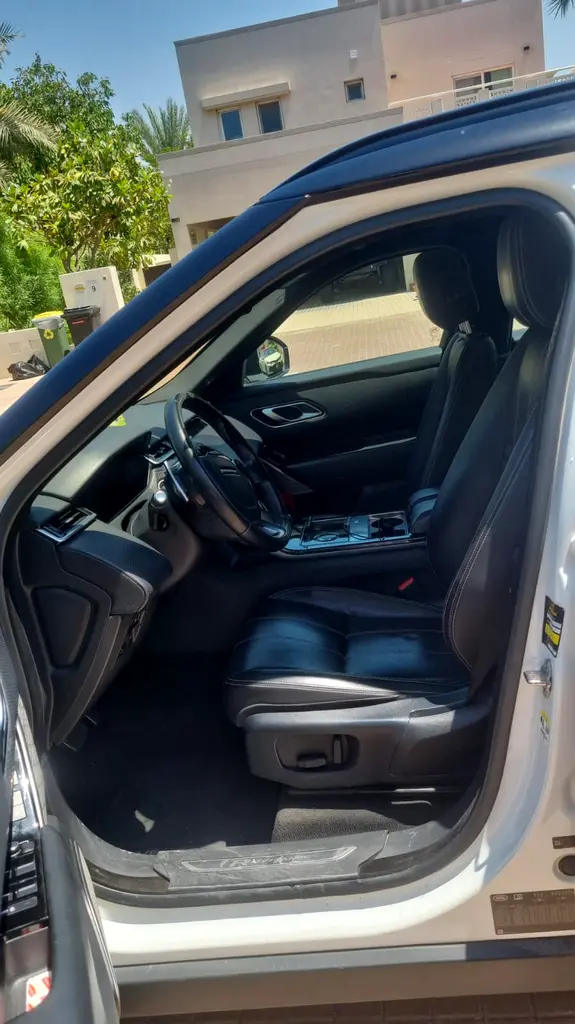 Range Rover – Excellent Condition - Image 5