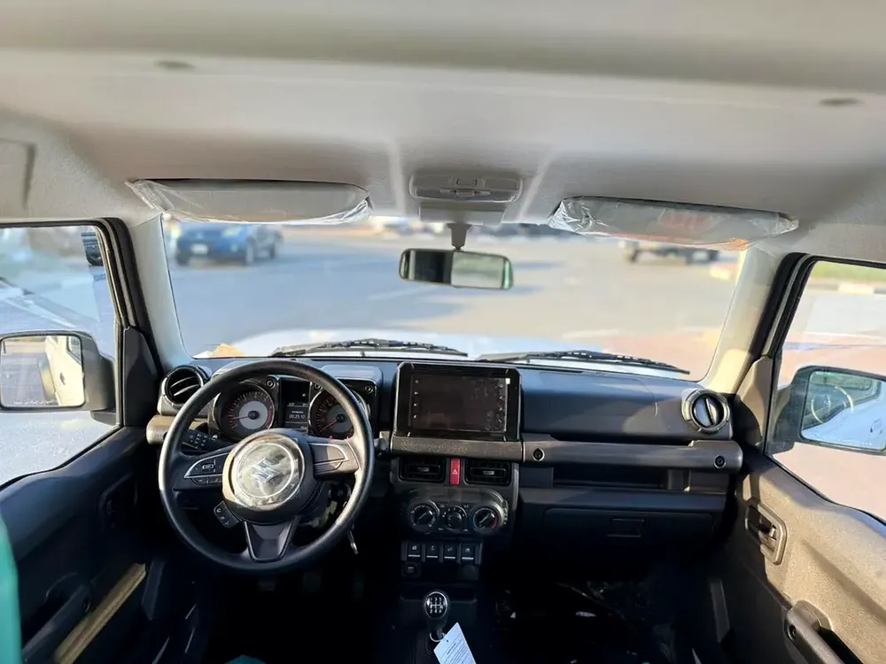 Suzuki Jimny GL MT 2026 - MANUAL TRANSMISSION - GCC SPECIFICATION - Image 15