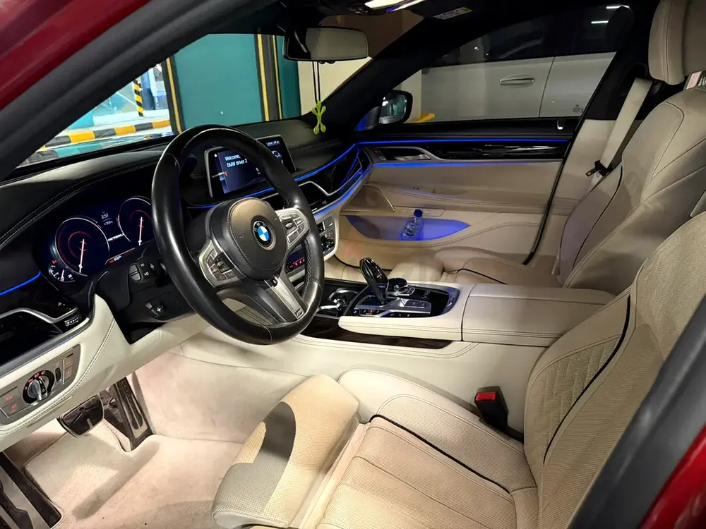 Selling my BMW M760Li v12 - Image 4