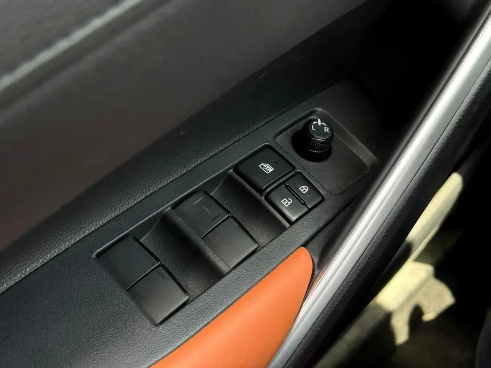 2025 Toyota Frontlander - Brand New - Chinese Specs - Image 16