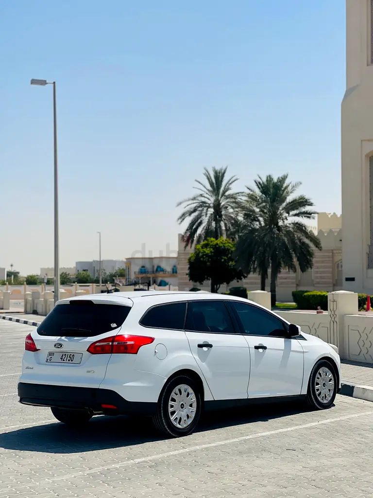 Ford Focus Wagon 2016 GCC Specs - Excellent Condition - Image 4