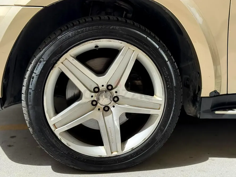 Pristine Mercedes-Benz GL 450 4matic 2012 | GCC Specs | Well Maintained - Image 10