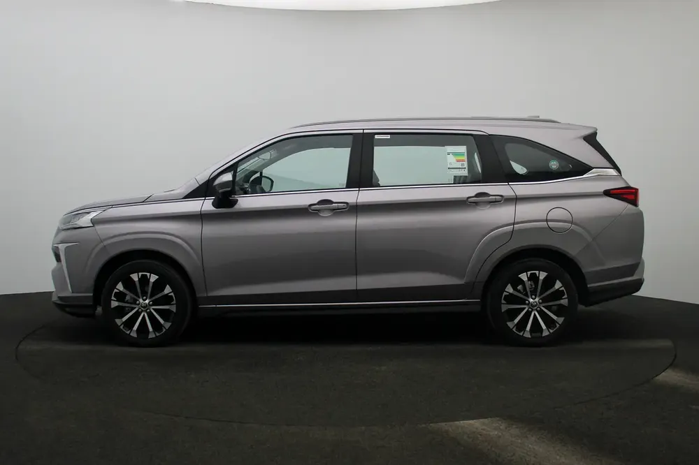 VELOZ 5 DR P 1.5L CVT GX RA - Image 6