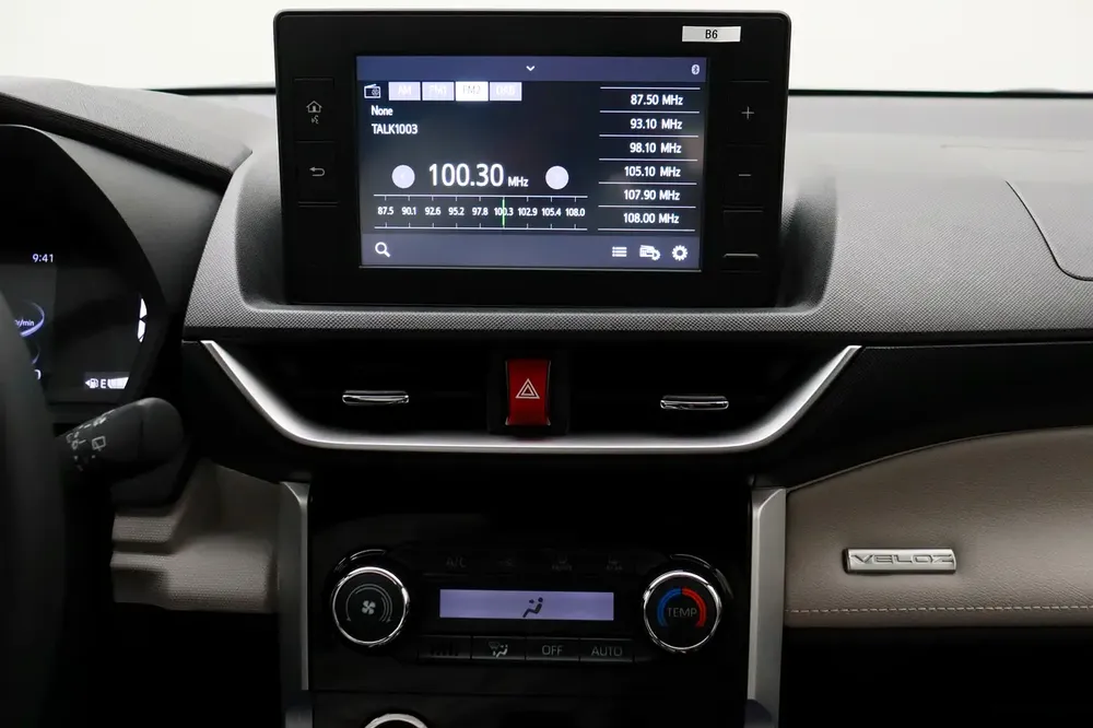 VELOZ 5 DR P 1.5L CVT GX RA - Image 8