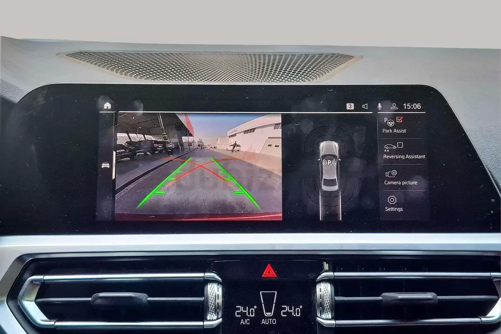 AED 1976/month | 2022 BMW 3-Series 330i | GCC Specs | Ref#438647 - Image 14