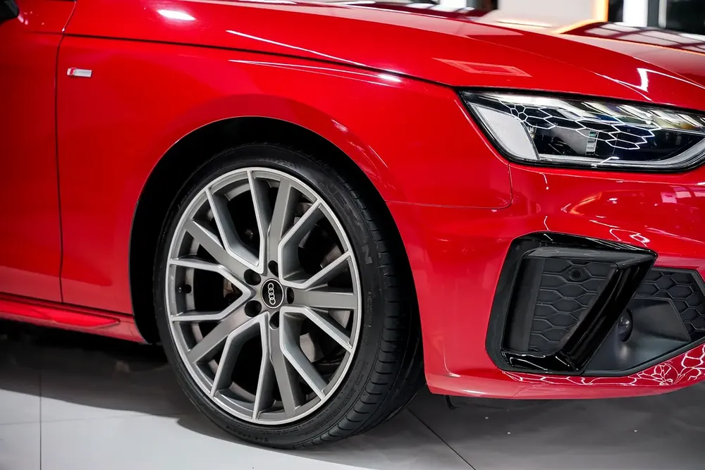 Audi A4 35 TFSI S-line 2023 | GCC Specs | Warranty | Pristine Condition - Image 7