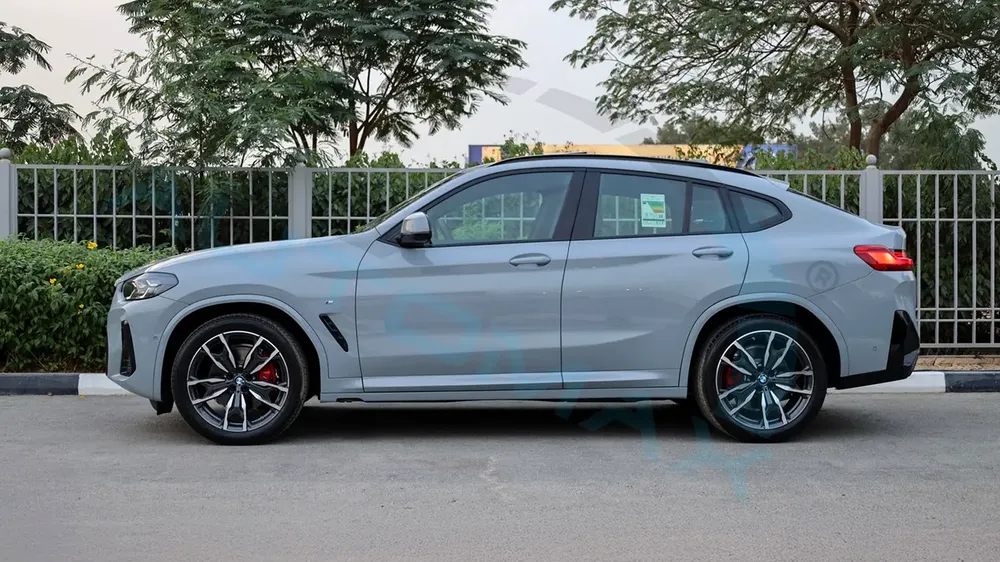 ( Eid al-Adha Offer  / Only For Export ) 2025 BMW X4 xDrive 30i M 2.0T GCC BRAND NEW - Image 20