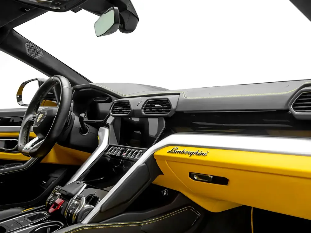 2020 | Lamborghini | Urus - Image 10