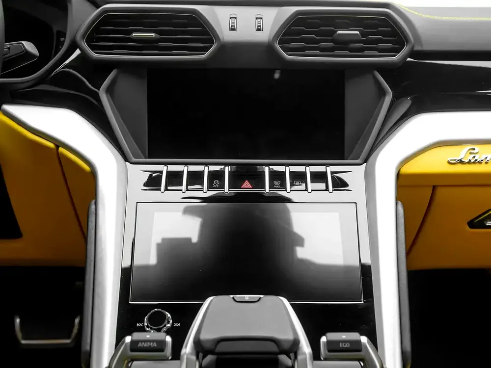 2020 | Lamborghini | Urus - Image 14