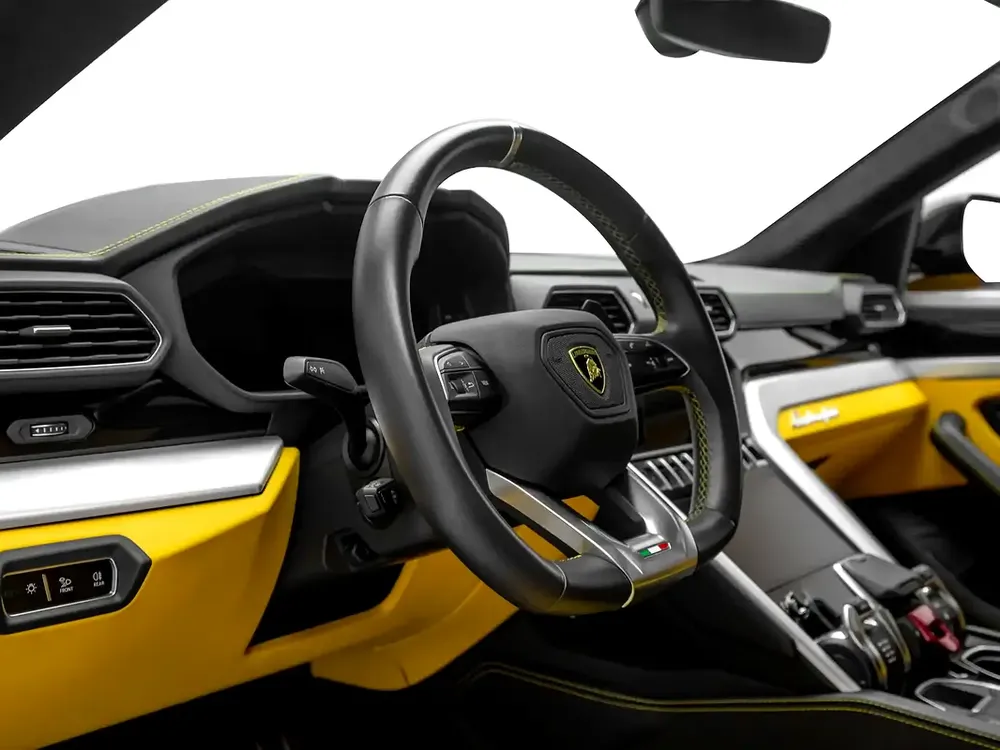 2020 | Lamborghini | Urus - Image 8